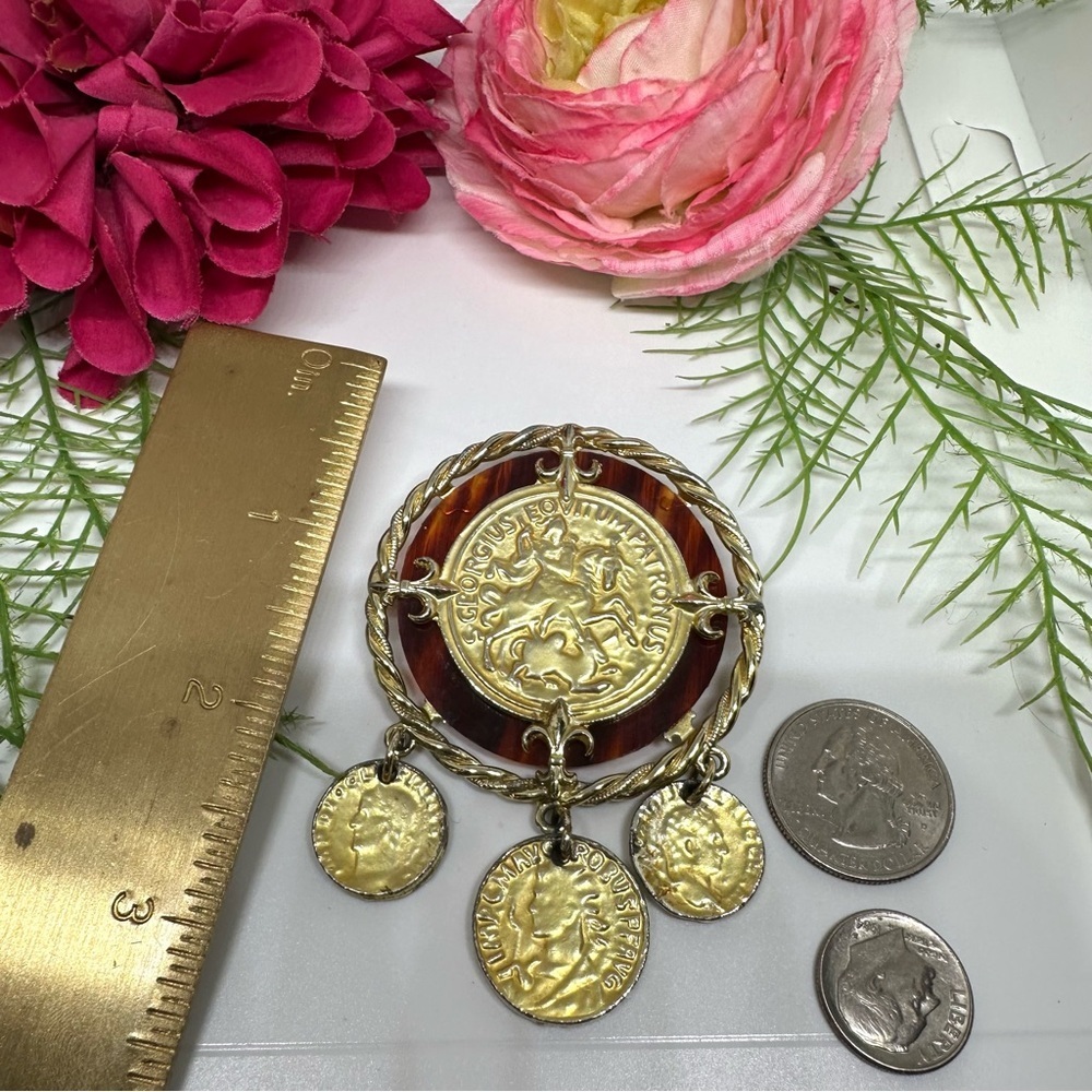 VINTAGE⚜️Y2K Roman Golden Coin Charm Brooch - Picture 4 of 4